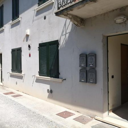 La Casa Di Alyss Apartment แบร์กาโม ภายนอก รูปภาพ