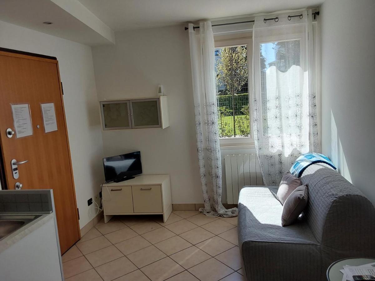 La Casa Di Alyss Apartment แบร์กาโม ภายนอก รูปภาพ