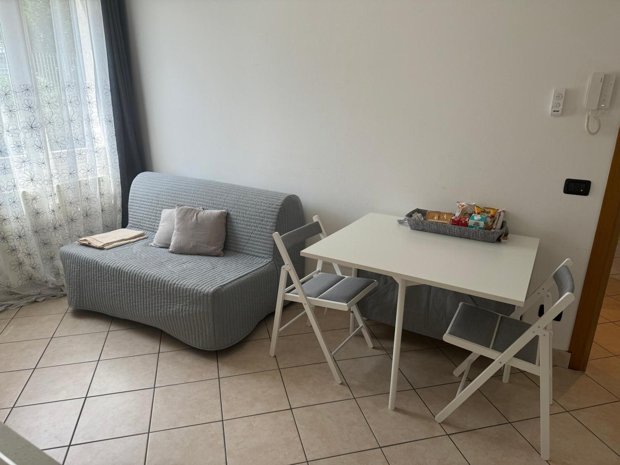 La Casa Di Alyss Apartment แบร์กาโม ภายนอก รูปภาพ